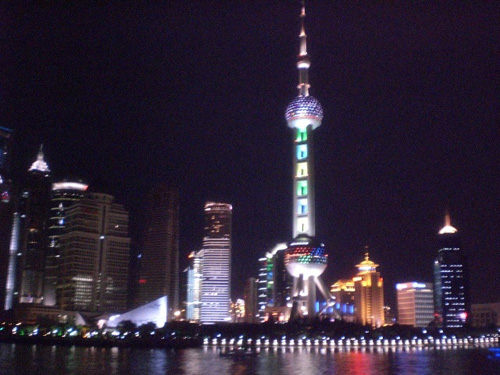 世博會民企館媒體答謝暨宋思衡大師鋼琴音樂會報(bào)道 