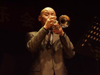 中日音樂(lè)家小號(hào)專場(chǎng)音樂(lè)會(huì)在南京藝術(shù)學(xué)院成功舉辦 